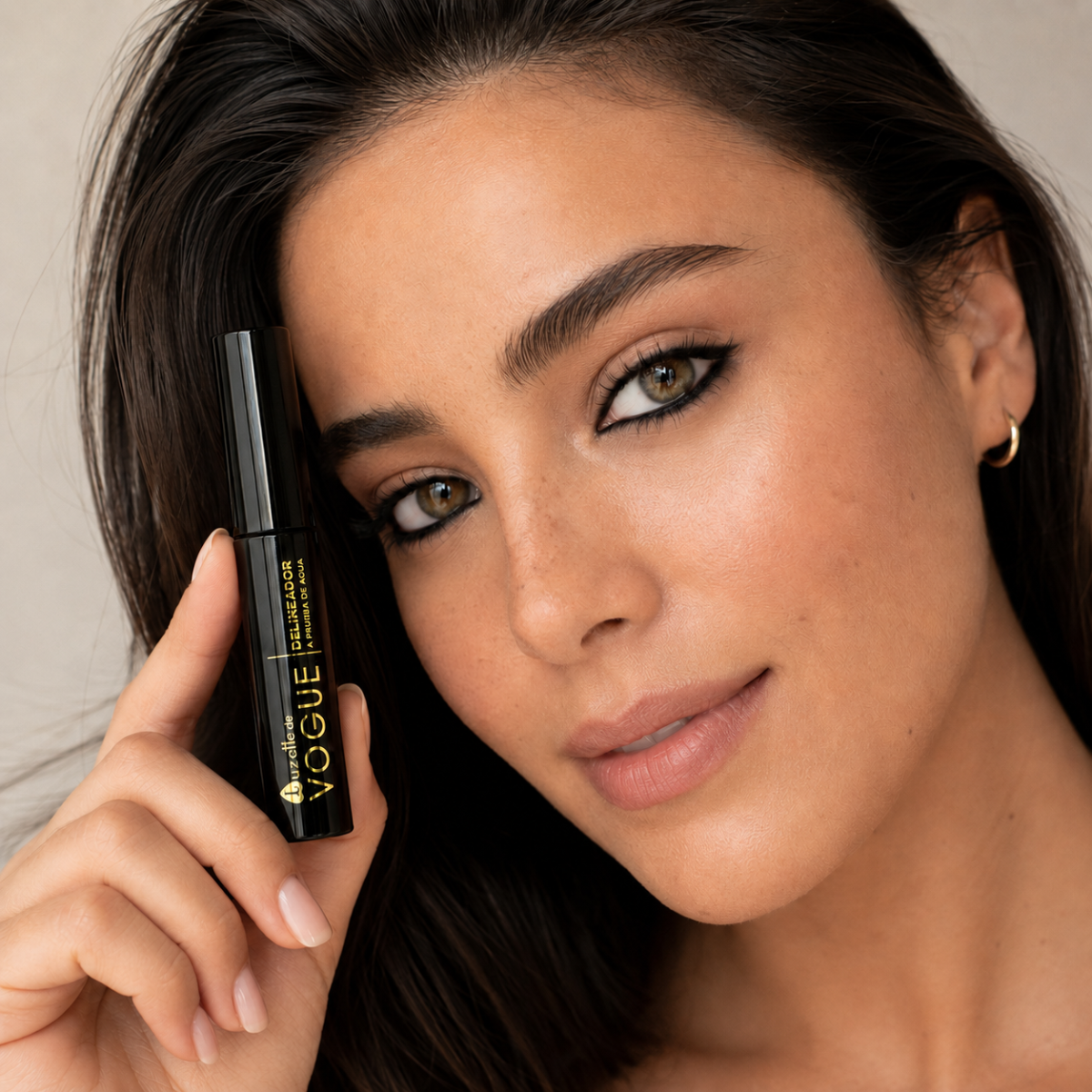 Delineador Liquido Vogue Luzettee